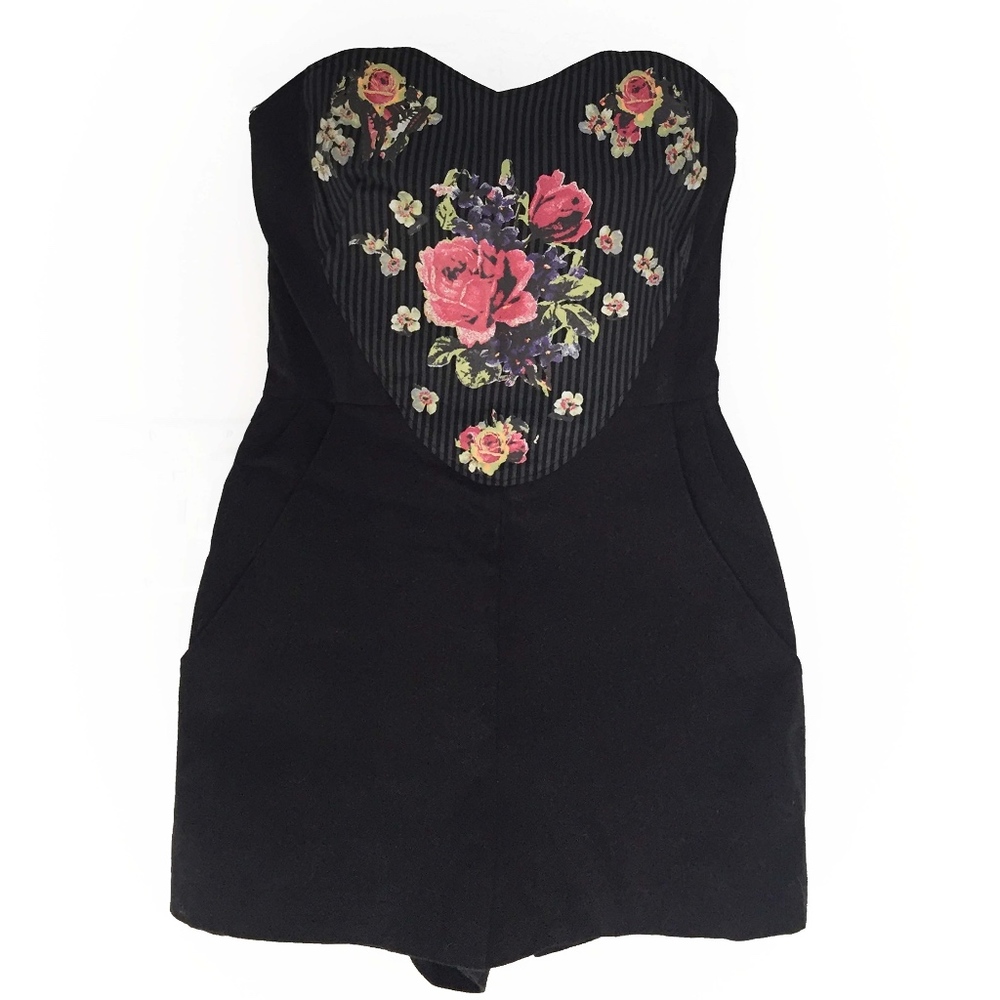 Urban Outfitters Romper Size XS